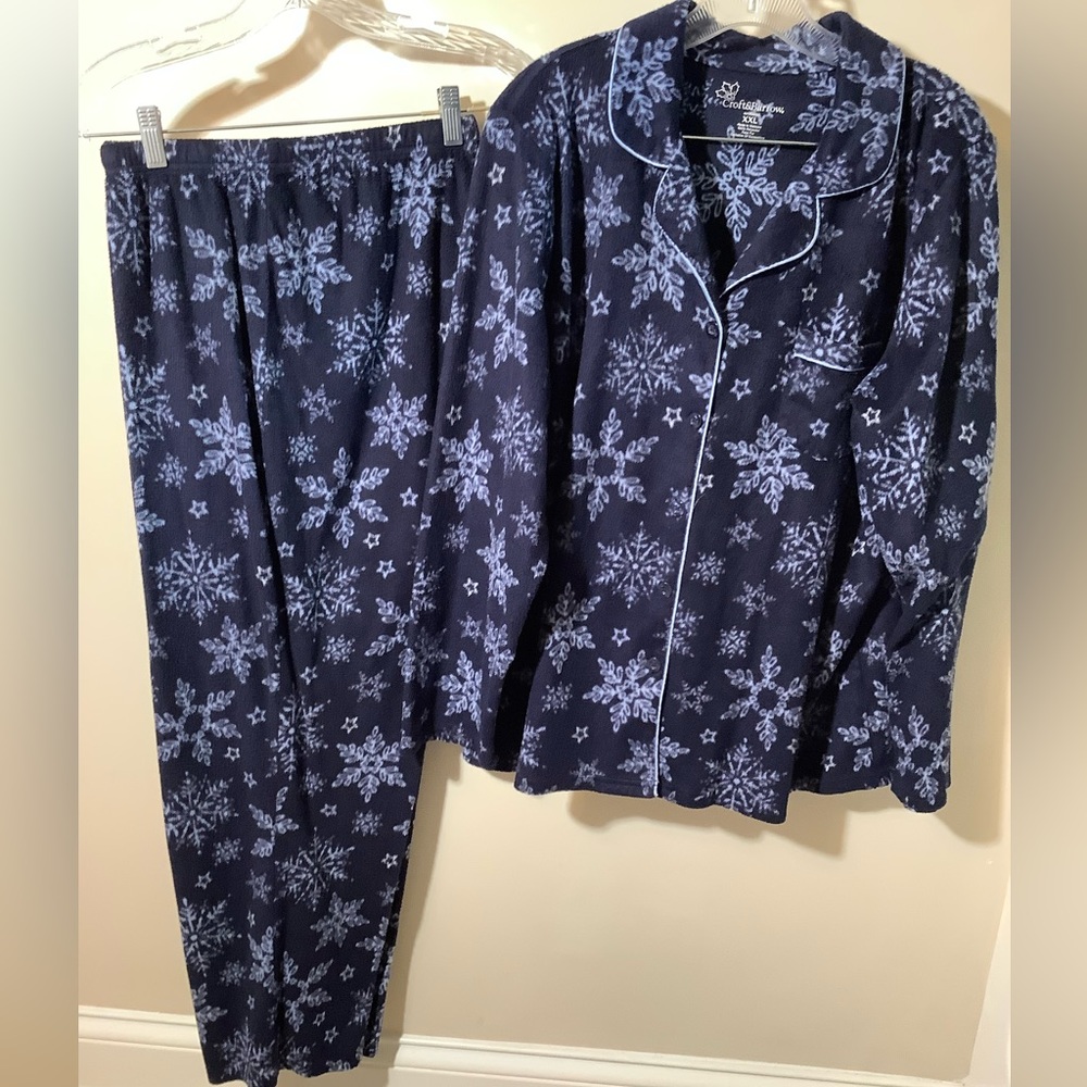 Croft&Barrow Soft Fuzzy & Warm Pj’s Beautiful Blu… - image 2